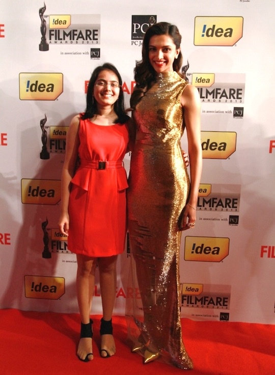 Deepika Padukone Attends Filmfare Awards With A Fan